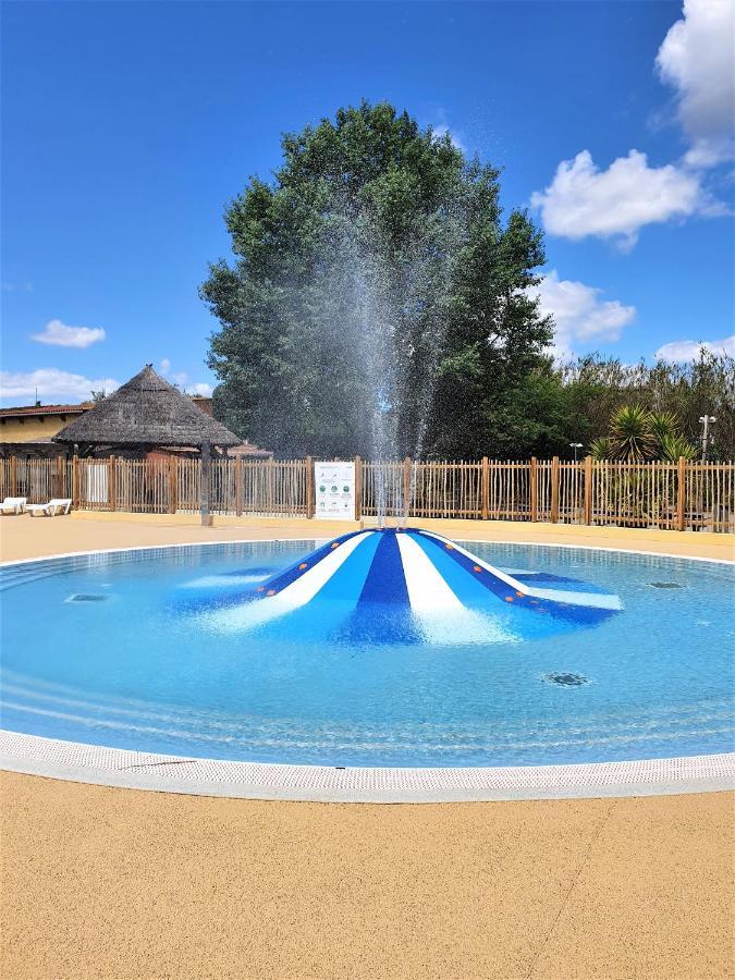 ホテル Camping Beau Rivage メーズ エクステリア 写真