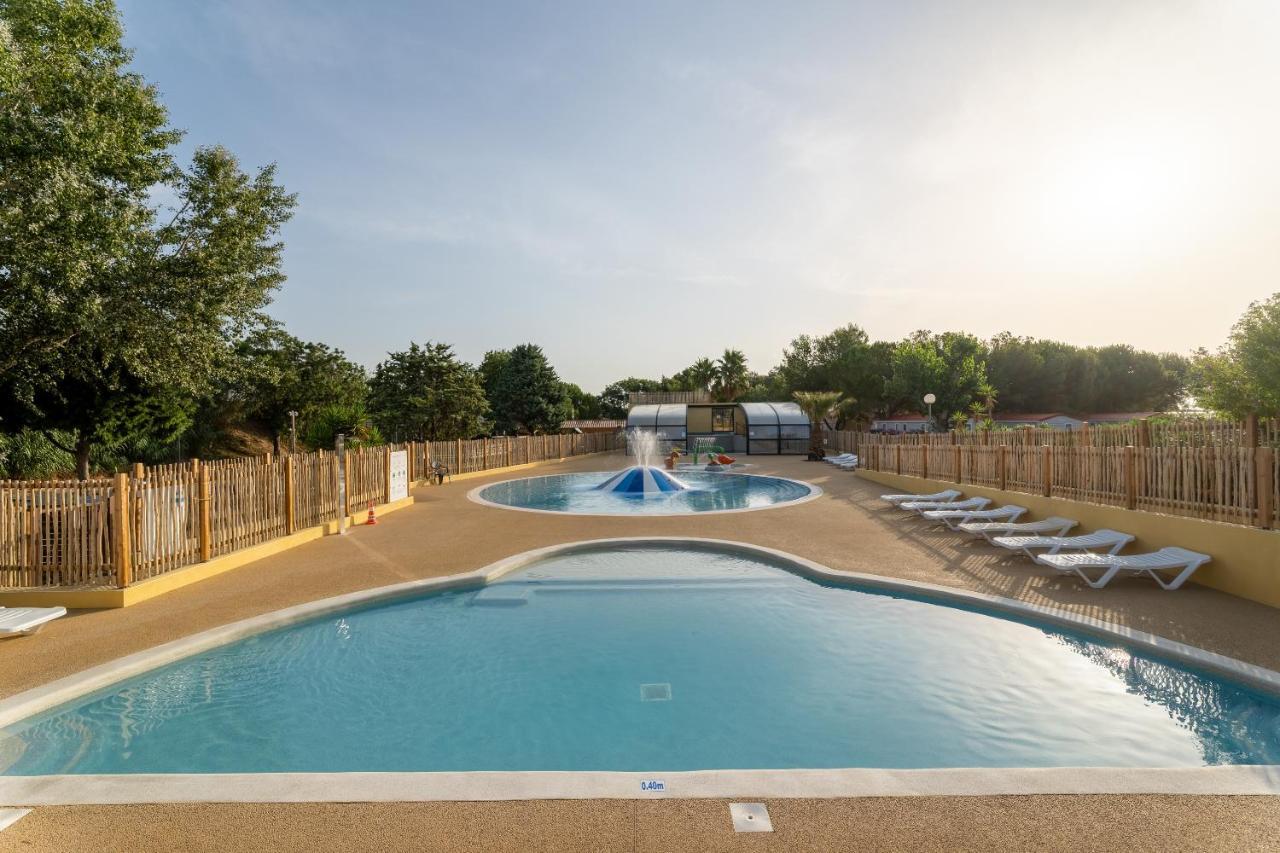 ホテル Camping Beau Rivage メーズ エクステリア 写真